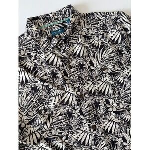 Caribbean Joe Mens Large Black White Tropical Floral Palm Button Up Shirt Resort